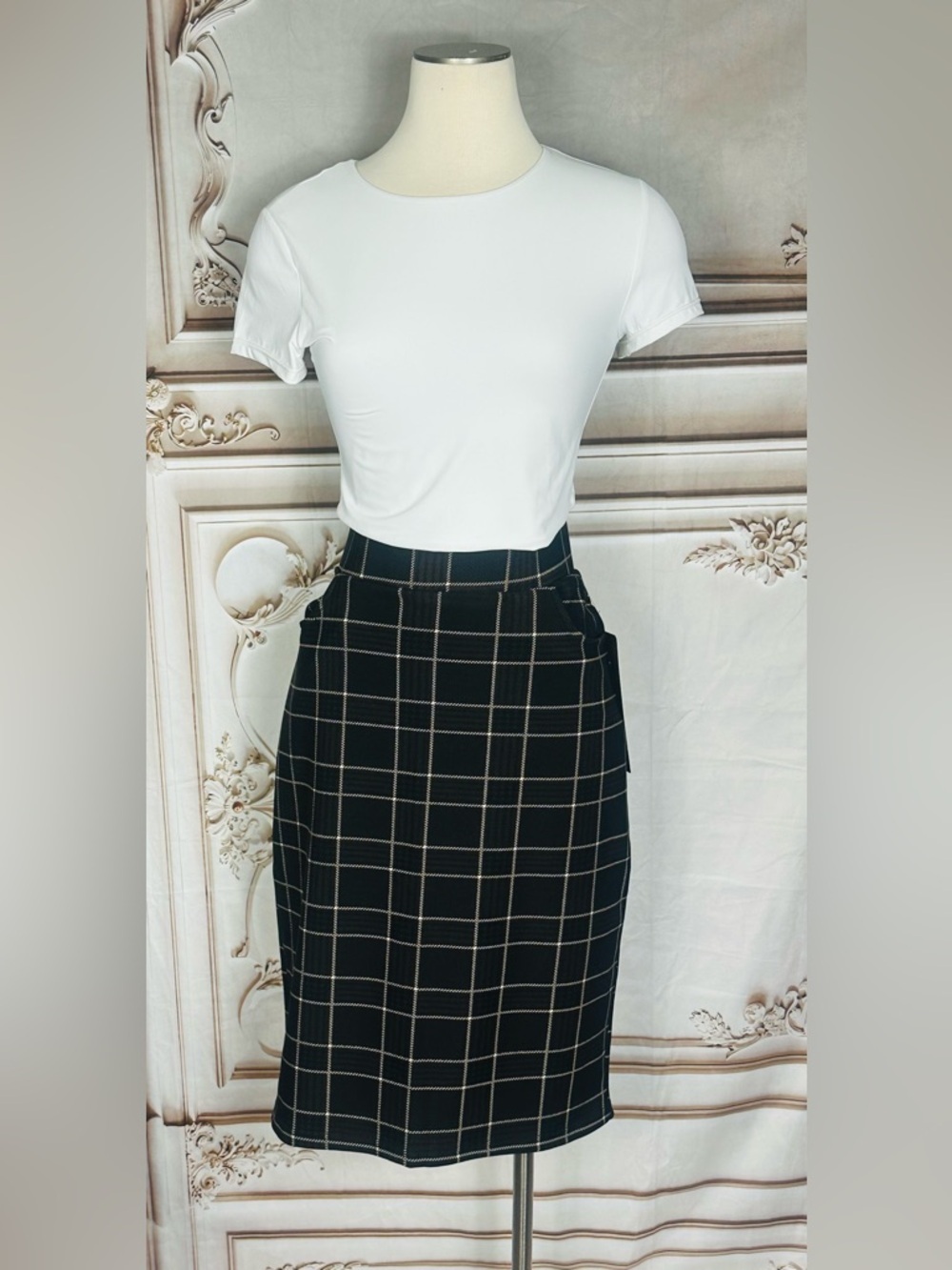 Classic Black Windowpane Pencil Skirt